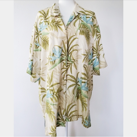 Tommy Bahama Other - Mens Tommy Bahamma Button Up Short Sleeve Shirt